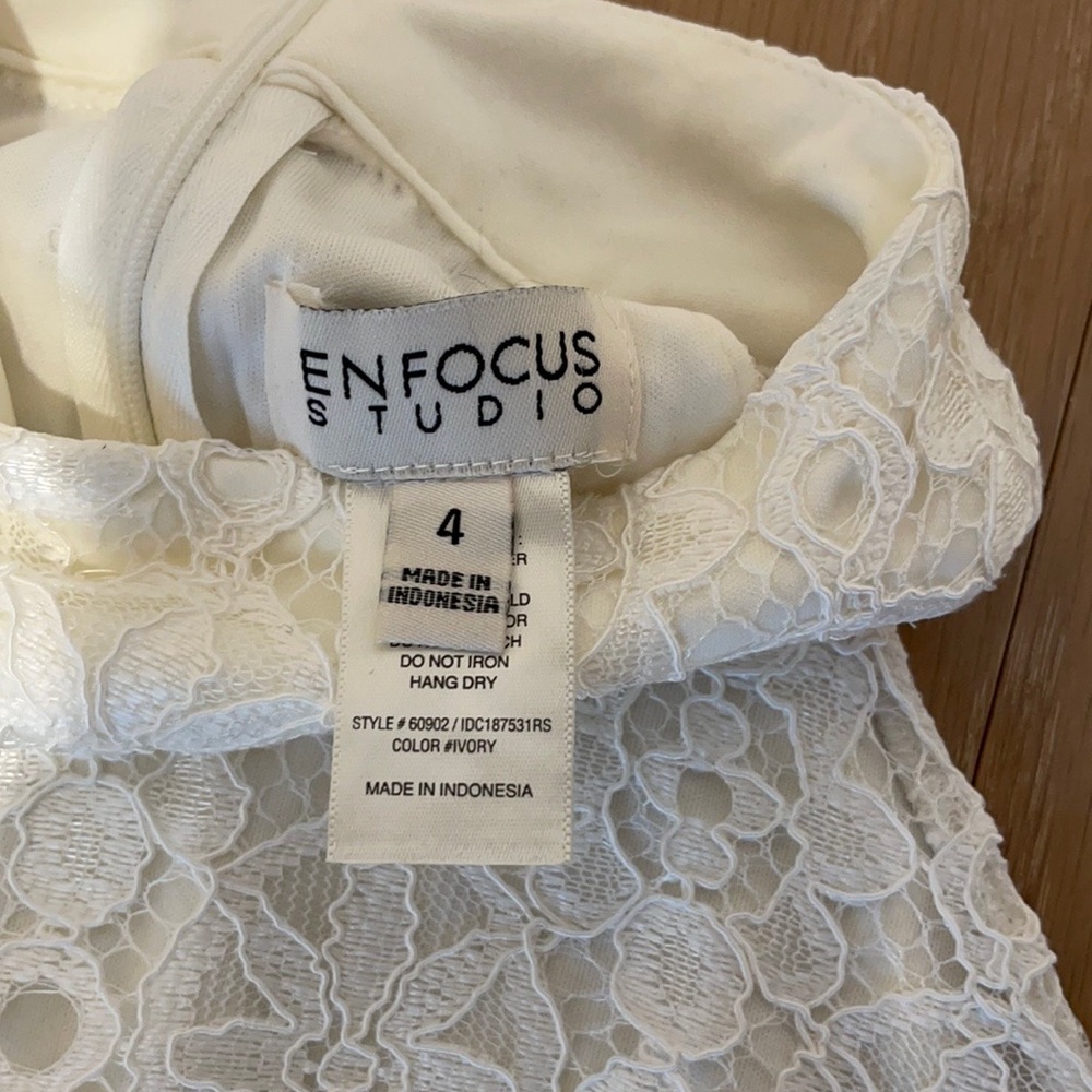 Enfocus Studio White mermaid style dress US size 4 - Picture 3 of 3